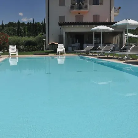 Valbella Szálloda *